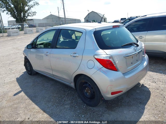 2012 Toyota Yaris მანქანა იყიდება აუქციონზე, vin: JTDKTUD35CD528061, აუქციონის ნომერი: 12675987