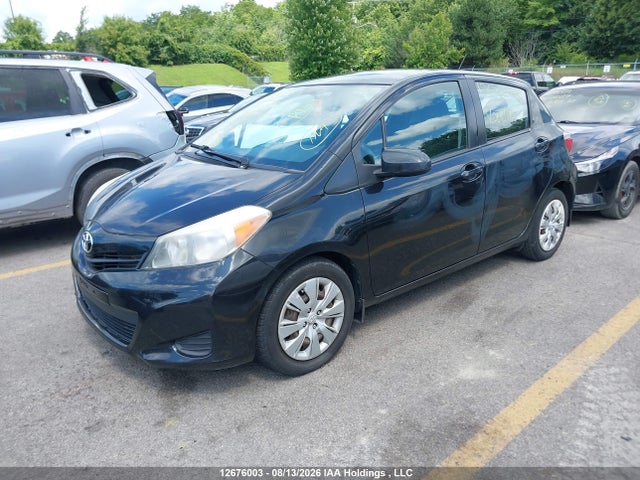 Toyota YARIS LE 2014 VNKKTUD3XEA000981 Image 2
