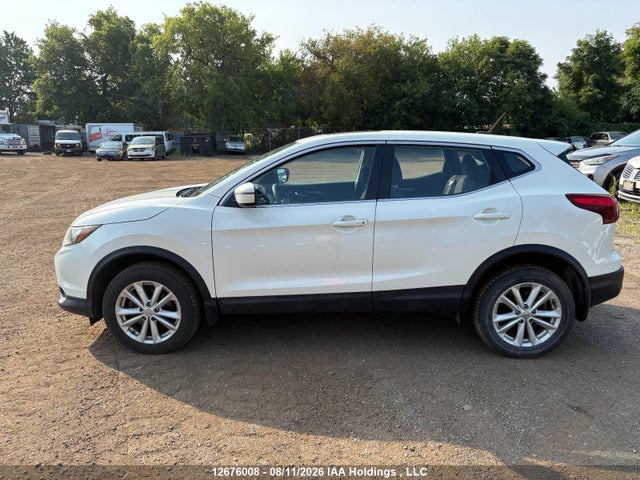 12676008 :رقم المزاد ، JN1BJ1CP5JW154600 vin ، 2018 Nissan Rogue Sport S/sv/sl مزاد بيع
