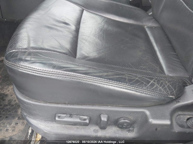 12676020 :رقم المزاد ، KMHGC4DD4CU153029 vin ، 2012 Hyundai Genesis 3.8 Technology مزاد بيع