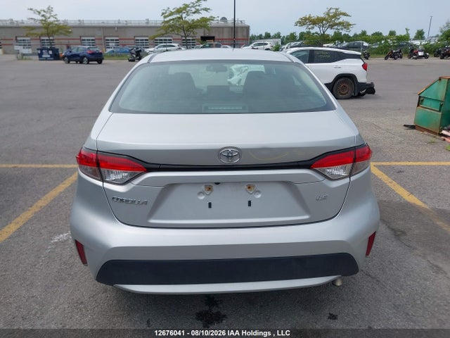 Toyota COROLLA LE 2022 5YFBPMBEXNP286117 Image 16