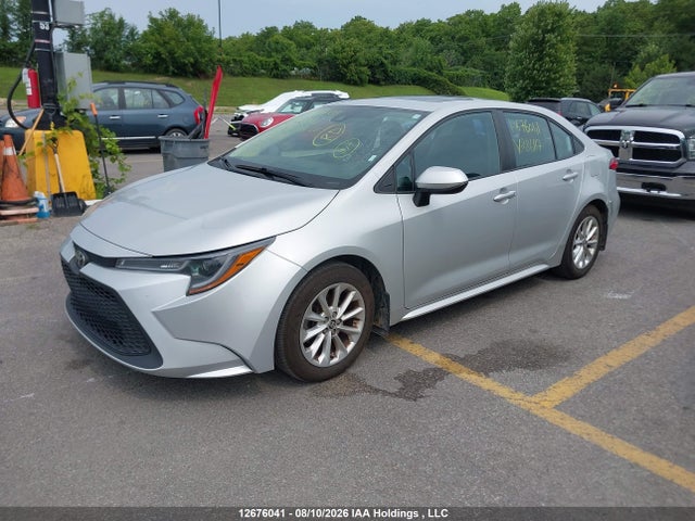 Toyota COROLLA LE 2022 5YFBPMBEXNP286117 Image 2