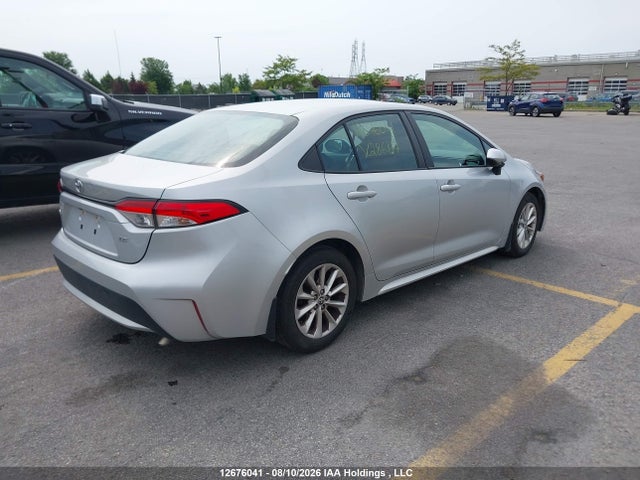 Toyota COROLLA LE 2022 5YFBPMBEXNP286117 Image 4