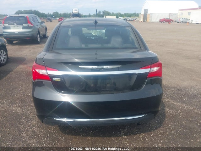 12676063 :رقم المزاد ، 1C3CCBAB4DN543641 vin ، 2013 Chrysler 200 Lx مزاد بيع