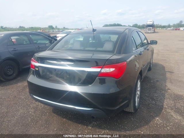 12676063 :رقم المزاد ، 1C3CCBAB4DN543641 vin ، 2013 Chrysler 200 Lx مزاد بيع