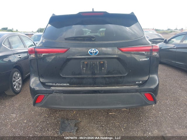 2021 Toyota Highlander მანქანა იყიდება აუქციონზე, vin: 5TDGBRCH4MS518632, აუქციონის ნომერი: 12676070
