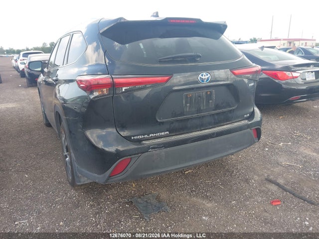 2021 Toyota Highlander მანქანა იყიდება აუქციონზე, vin: 5TDGBRCH4MS518632, აუქციონის ნომერი: 12676070