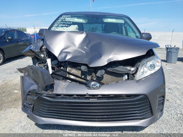 Toyota Sienna L 2020 5TDZZ3DC2LS044263 Image 6