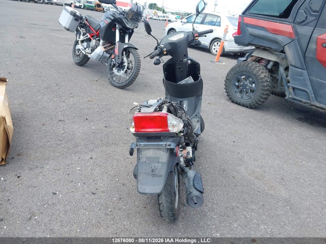 Scootterre Ar - 50 2021 LLPVGBAK9M1010031 Image 6
