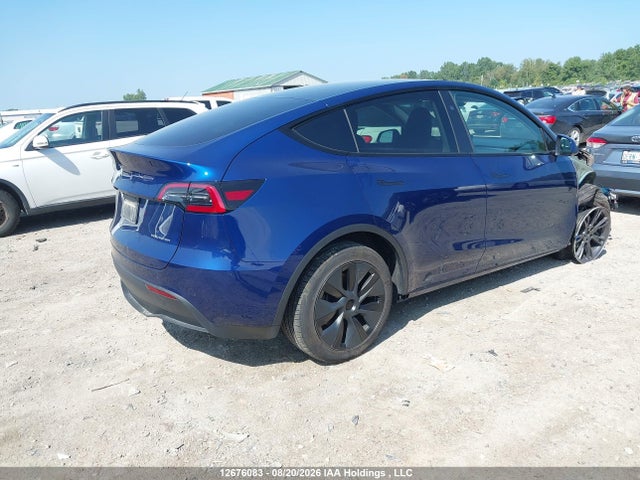 Auction sale of the 2024 Tesla Model Y Long Range, vin: LRWYGDEE3RC670550, lot number: 12676083