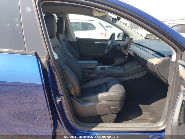 Auction sale of the 2024 Tesla Model Y Long Range, vin: LRWYGDEE3RC670550, lot number: 12676083