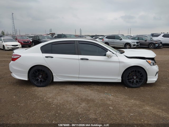 12676085 :رقم المزاد ، 1HGCR2E56HA809920 vin ، 2017 Honda Accord Sport مزاد بيع