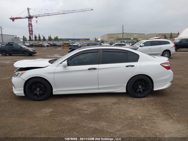12676085 :رقم المزاد ، 1HGCR2E56HA809920 vin ، 2017 Honda Accord Sport مزاد بيع