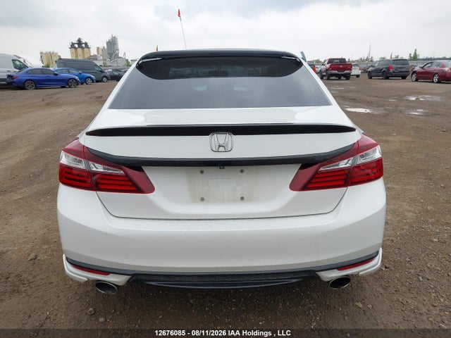 12676085 :رقم المزاد ، 1HGCR2E56HA809920 vin ، 2017 Honda Accord Sport مزاد بيع