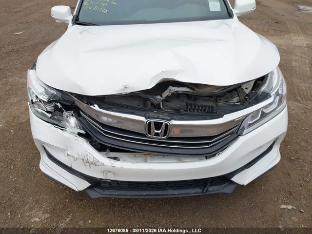 12676085 :رقم المزاد ، 1HGCR2E56HA809920 vin ، 2017 Honda Accord Sport مزاد بيع