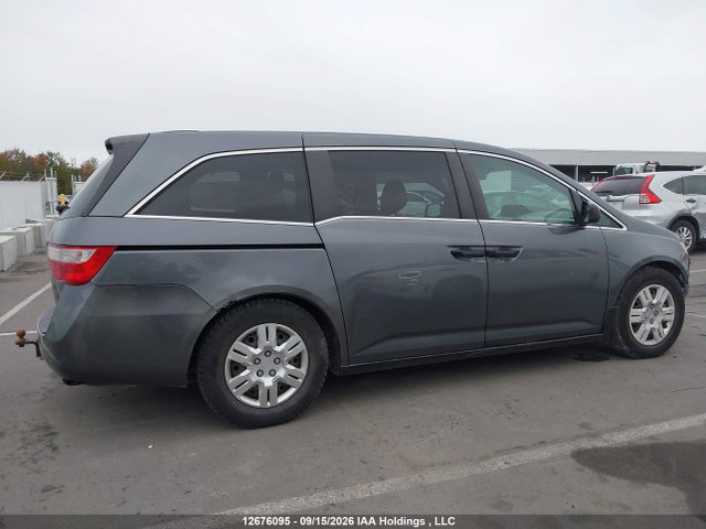 12676095 :رقم المزاد ، 5FNRL5H24BB505920 vin ، 2011 Honda Odyssey مزاد بيع