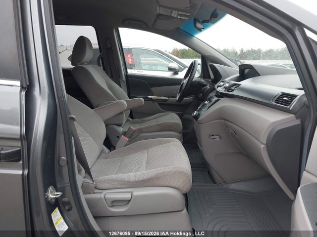 12676095 :رقم المزاد ، 5FNRL5H24BB505920 vin ، 2011 Honda Odyssey مزاد بيع