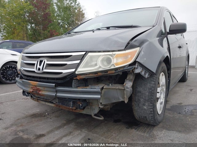 12676095 :رقم المزاد ، 5FNRL5H24BB505920 vin ، 2011 Honda Odyssey مزاد بيع