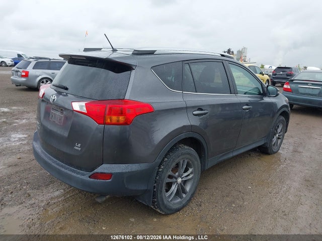2T3BFREV1FW316964 Toyota RAV4 LE