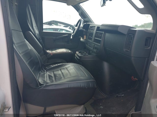 1GTW7AFP4K1262052 GMC Savana G2500