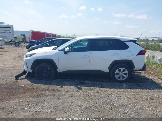 2T3B1RFV2RC430068 Toyota RAV4