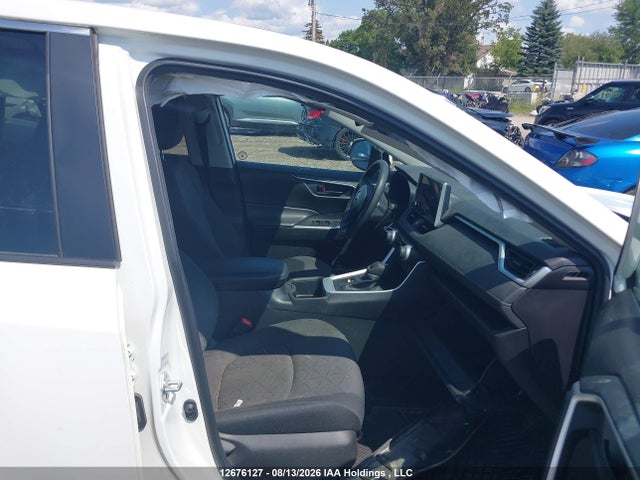2T3B1RFV2RC430068 Toyota RAV4