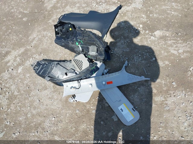 Tesla Model 3 Long Range 2023 LRW3E1EB0PC943042 Image 12