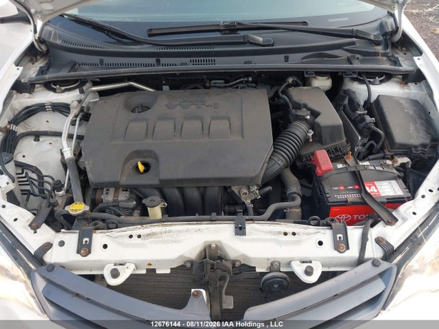 2T1BURHE6GC585801 Toyota COROLLA LE