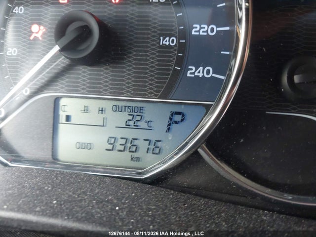 2T1BURHE6GC585801 Toyota COROLLA LE