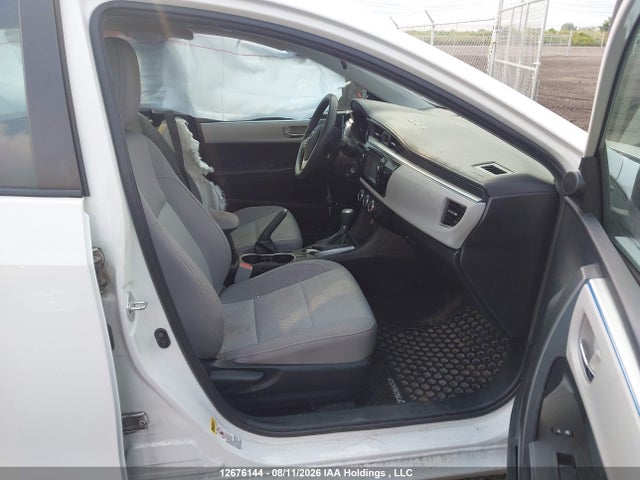 2T1BURHE6GC585801 Toyota COROLLA LE