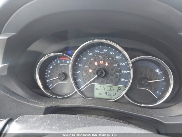 2T1BURHE6GC585801 Toyota COROLLA LE