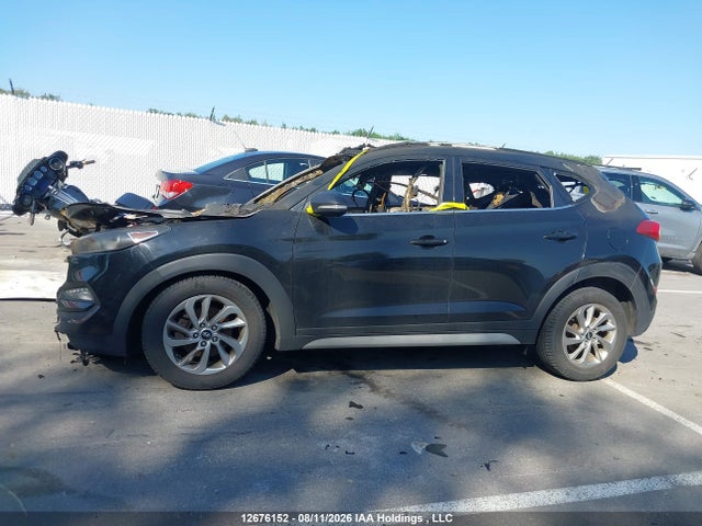 12676152 :رقم المزاد ، KM8J3CA4XHU551499 vin ، 2017 Hyundai Tucson Limited/sport And Eco/se مزاد بيع