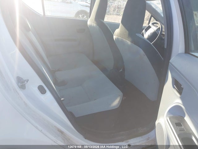 Toyota PRIUS C 2014 JTDKDTB33E1058949 Image 8