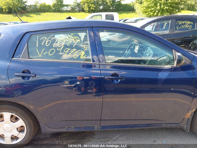 2009 Toyota Matrix მანქანა იყიდება აუქციონზე, vin: 2T1KU40E99C049765, აუქციონის ნომერი: 12676179