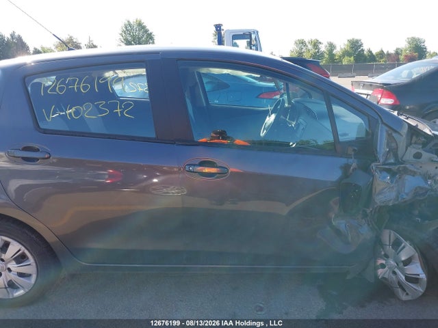 VNKKTUD38KA102372 Toyota YARIS LE