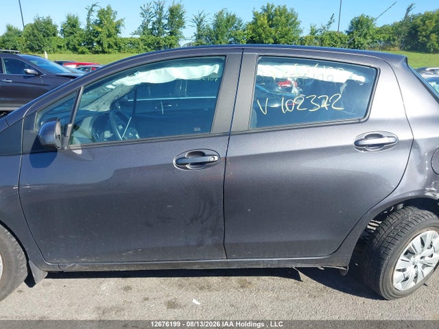 VNKKTUD38KA102372 Toyota YARIS LE
