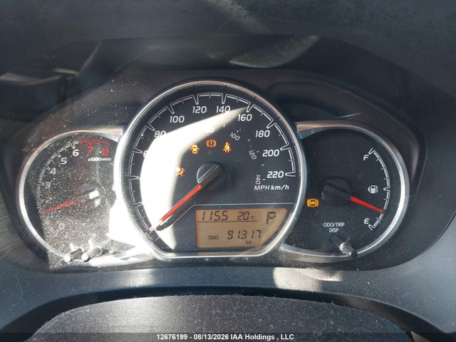 VNKKTUD38KA102372 Toyota YARIS LE
