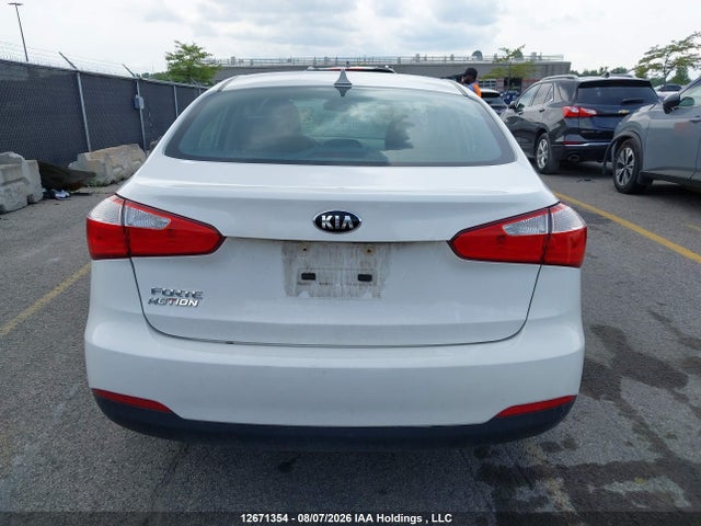 2015 Kia Forte 1.8l Lx/1.8l Lx+/lx+ Winter Edition მანქანა იყიდება აუქციონზე, vin: KNAFK4A62F5437084, აუქციონის ნომერი: 12671354