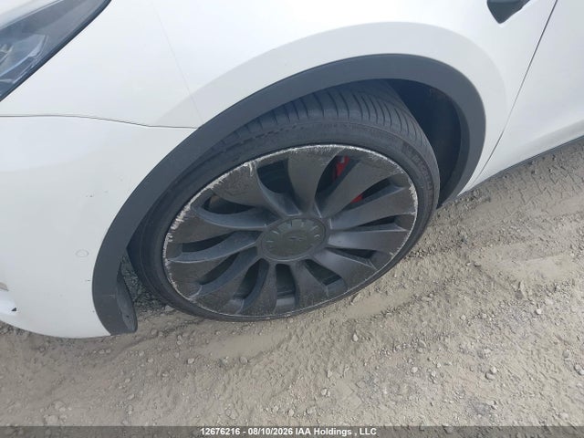 Tesla Model Y 2020 5YJYGDEF9LF052171 Image 6