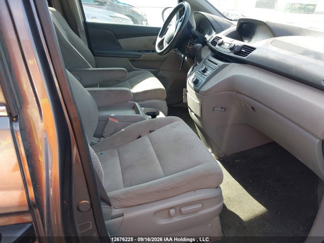 Honda Odyssey 2015 5FNRL5H34FB508024 Image 5