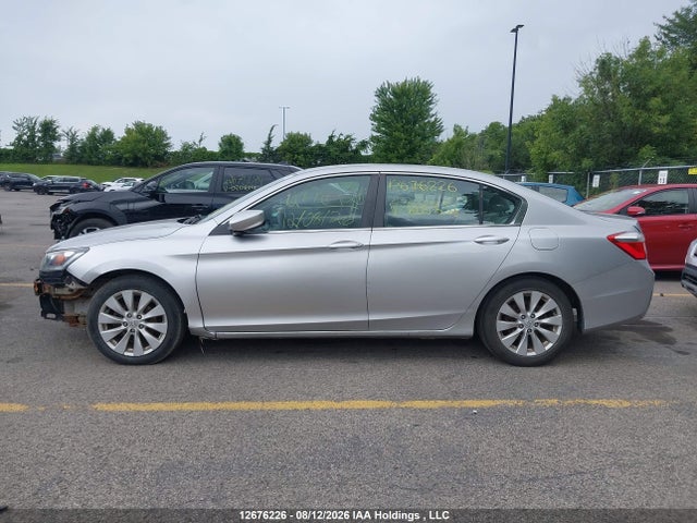 2013 Honda Accord მანქანა იყიდება აუქციონზე, vin: 1HGCR2F33DA805833, აუქციონის ნომერი: 12676226