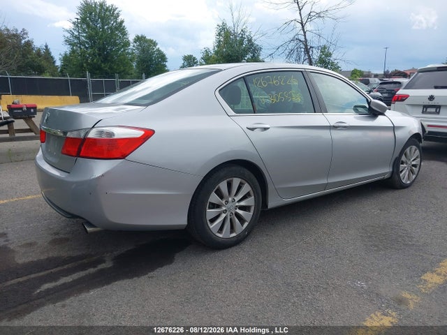 2013 Honda Accord მანქანა იყიდება აუქციონზე, vin: 1HGCR2F33DA805833, აუქციონის ნომერი: 12676226