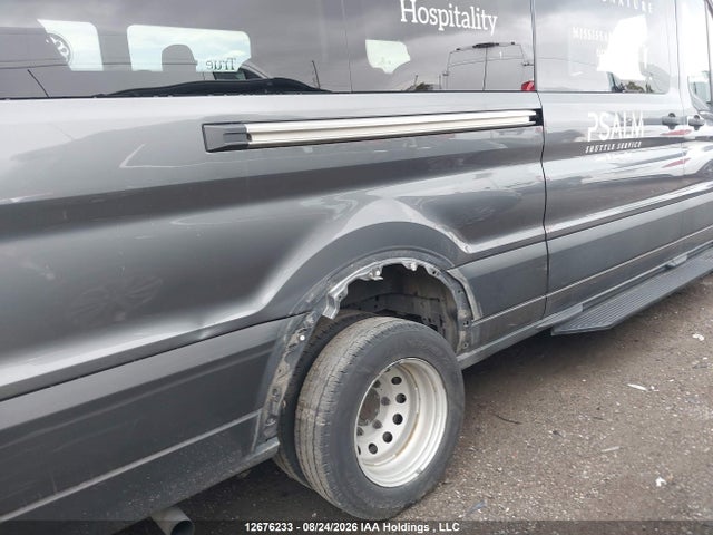 12676233 :رقم المزاد ، 1FBVU4X8XRKA42727 vin ، 2024 Ford Transit-350 Passenger Xlt مزاد بيع