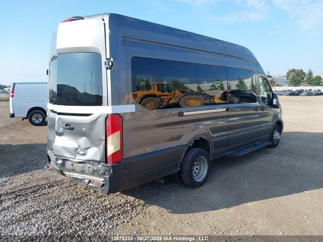 12676233 :رقم المزاد ، 1FBVU4X8XRKA42727 vin ، 2024 Ford Transit-350 Passenger Xlt مزاد بيع