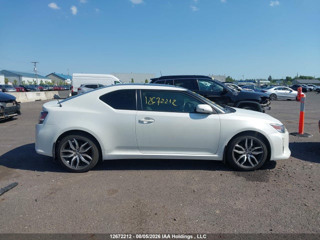 Scion TC 2016 JTKJF5C73GJ014688 Image 13