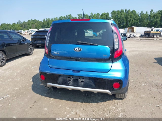 Продажа на аукционе авто 2017 Kia Soul, vin: KNDJP3A5XH7413459, номер лота: 12676235