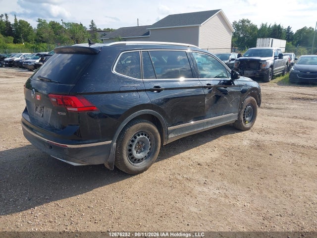 2021 Volkswagen Tiguan Sel Premium R-line მანქანა იყიდება აუქციონზე, vin: 3VV4B7AX8MM140950, აუქციონის ნომერი: 12676252