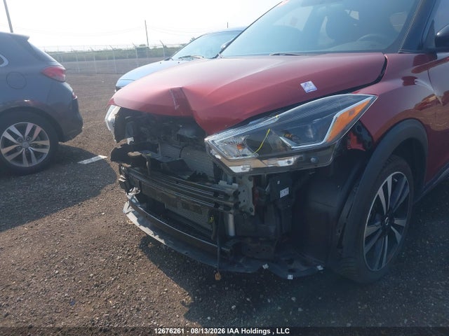 2018 Nissan Kicks S/sr/sv მანქანა იყიდება აუქციონზე, vin: 3N1CP5CU6JL521302, აუქციონის ნომერი: 12676261