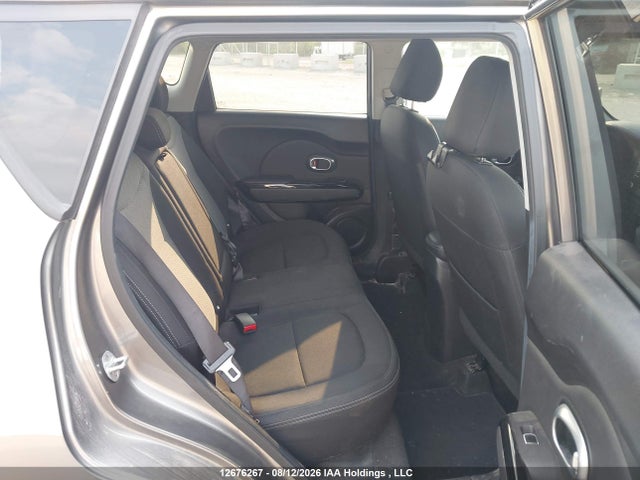 KIA Soul 2017 KNDJP3A52H7496160 Image 8