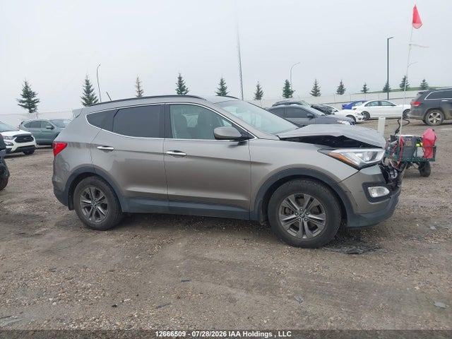 2013 Hyundai Santa Fe Sport 2.4 Base მანქანა იყიდება აუქციონზე, vin: 5XYZT3LB6DG010898, აუქციონის ნომერი: 12666509